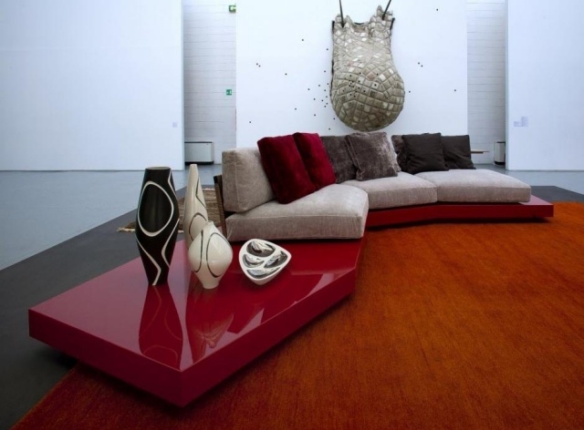 Deco-living-color-red-idea-original-table-cushion sofa