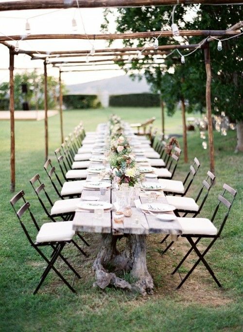 outdoor decor table design on trunk'arbre