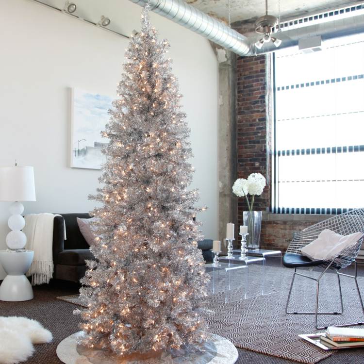 božična dekoracija umetno drevo