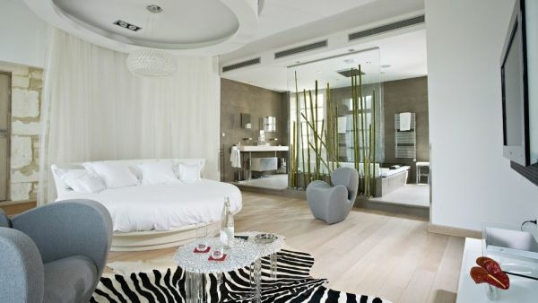 modern bedroom decoration