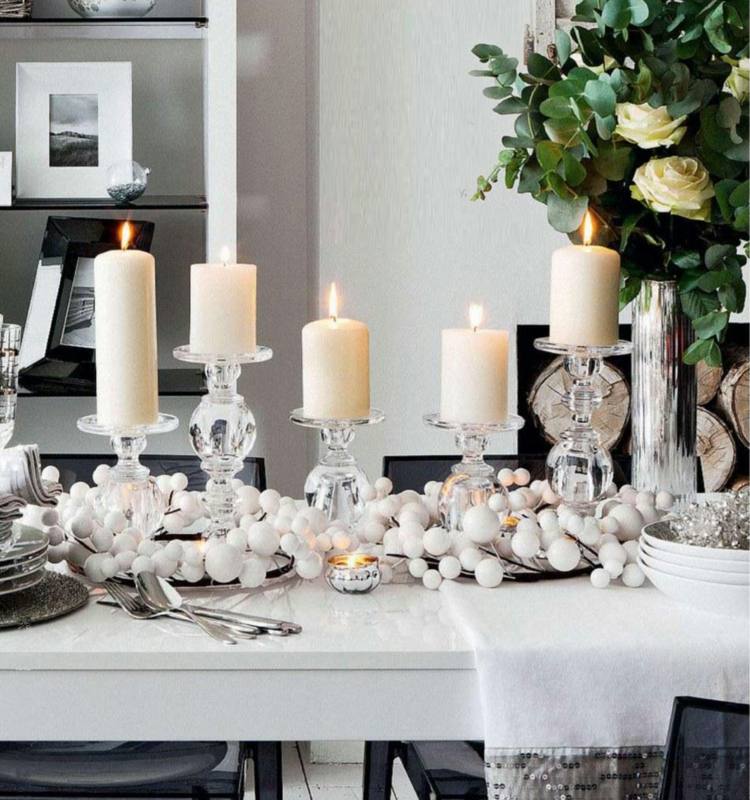 Christmas table decoration to make oneself white