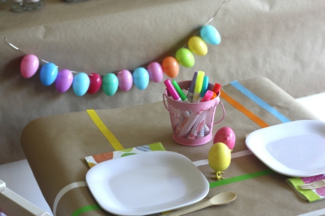 original table decoration colorful easter