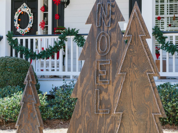 outdoor decoration Christmas garden idea