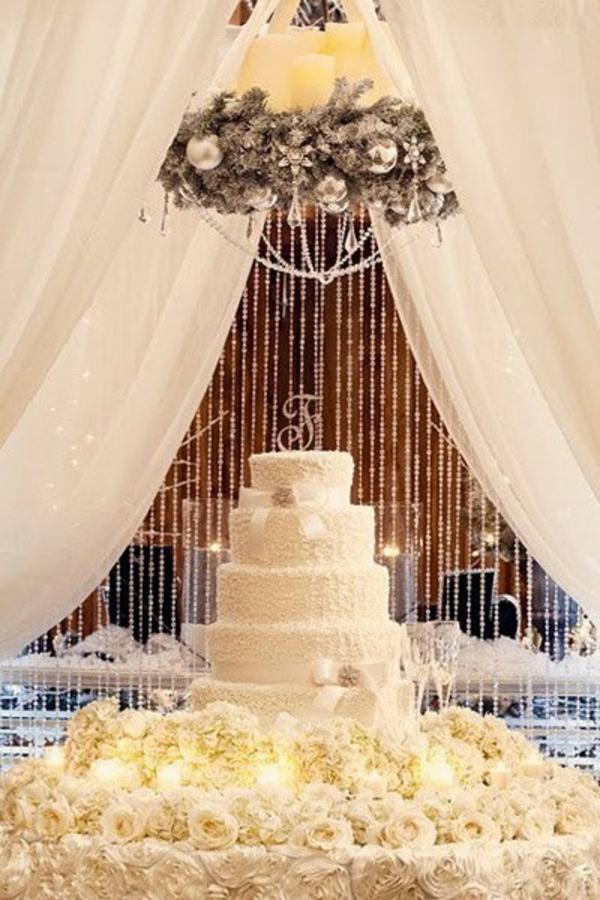 wedding decoration tiered cake with flower bed