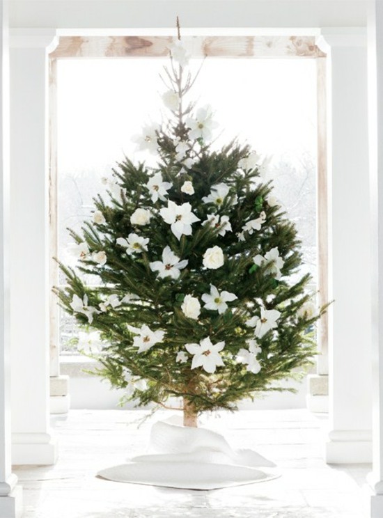 decoration-fir-christmas-romantic-flowers-white-fine decoration christmas tree