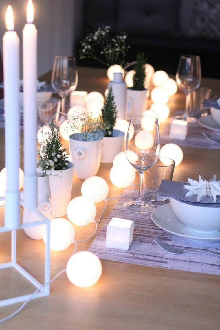 white christmas table decoration