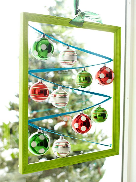 okrasite majhno stanovanje Christmas-idea-balls-frame