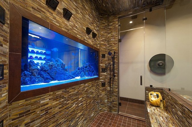 aquarium deco bathroom