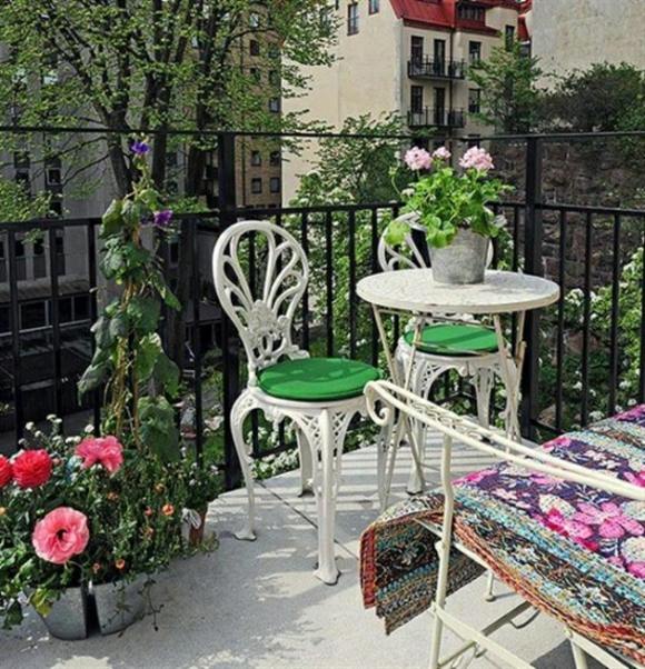 deco balcony furniture wrought iron