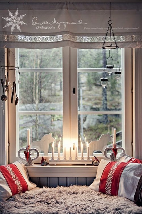 warm Scandinavian Christmas decor