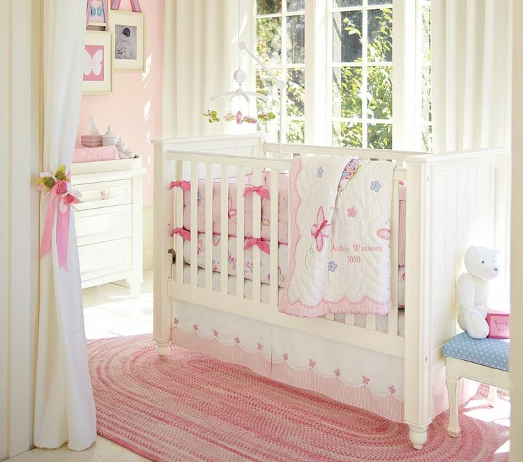 deco værelse baby pink hvid