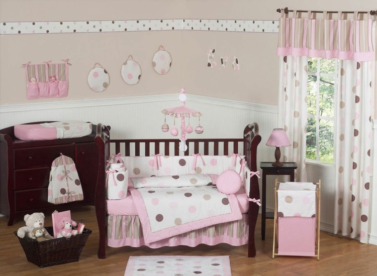 pink baby room deco