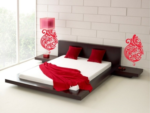 red white room deco