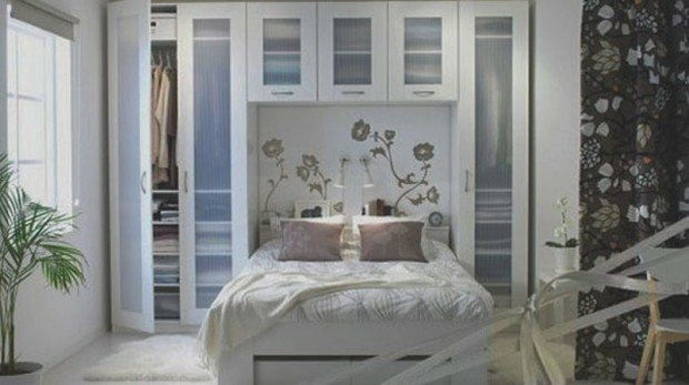 deco bedroom layer floral patterns