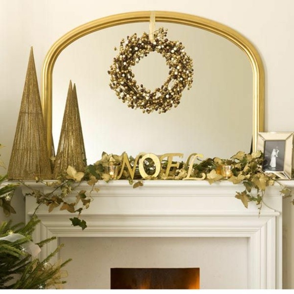 deco fireplace Christmas ornaments