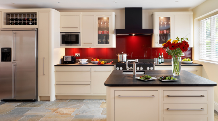 image white kitchens accent red credence modern style