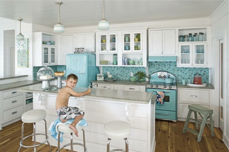 white blue kitchen deco