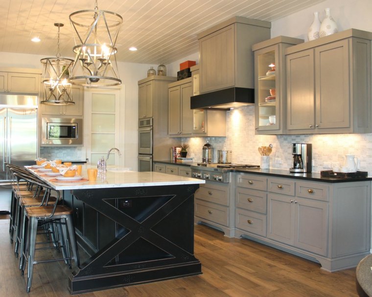 trendy gray kitchen deco