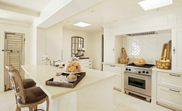 white modern kitchen deco