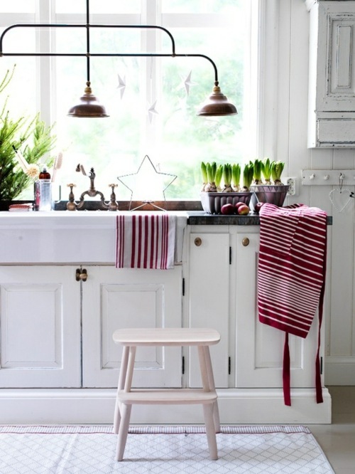 Christmas decor Scandinavian kitchen