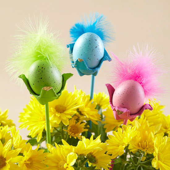 easter decoration painted eggs flowers