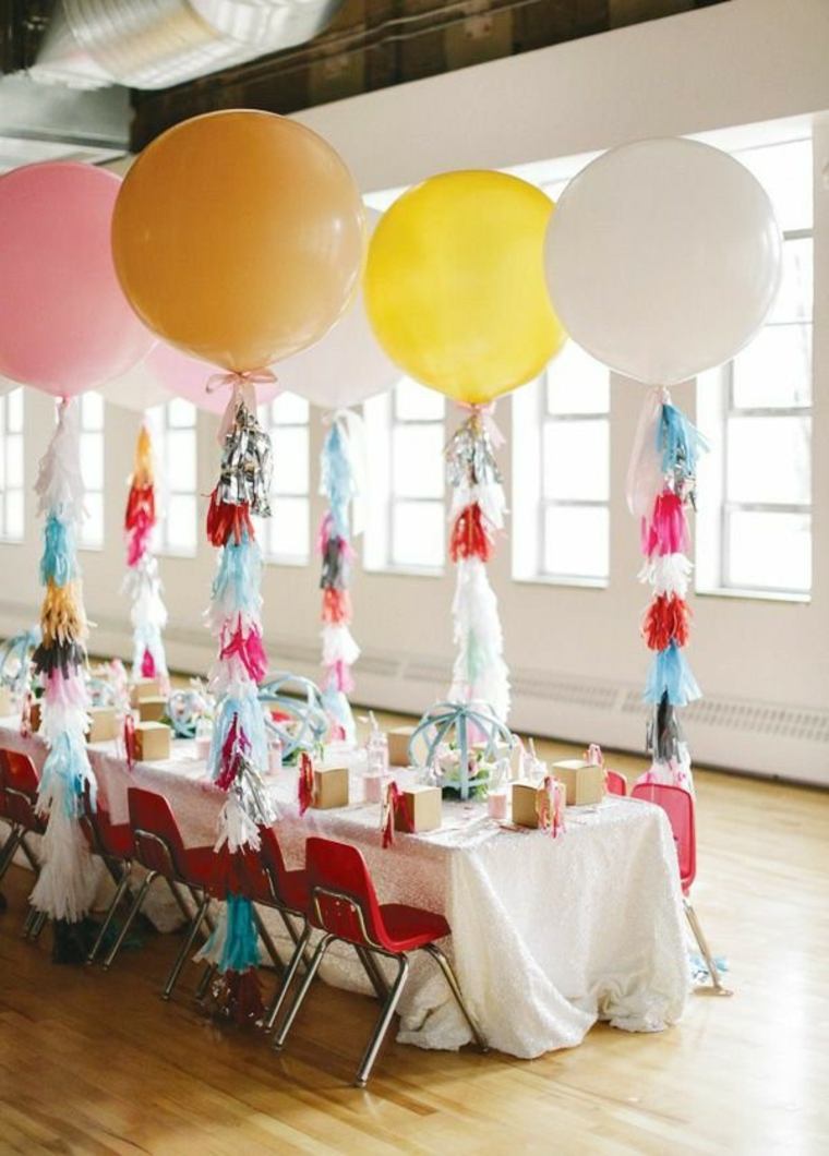 deco birthday table balloons garland boho chic