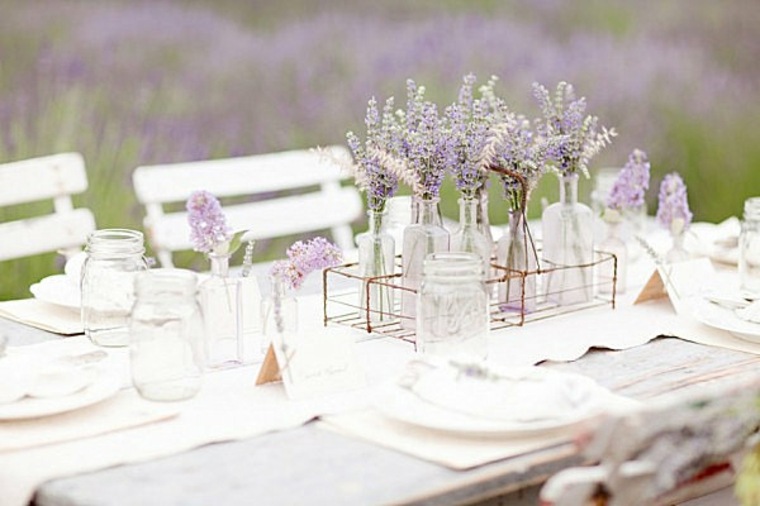 lavendel dekorasjon bursdag bord minimalistisk ide