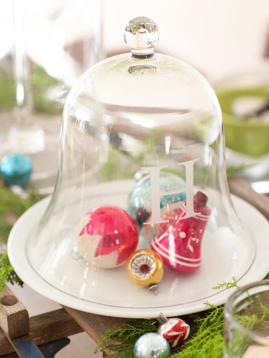 discrete christmas decoration multicolored bells