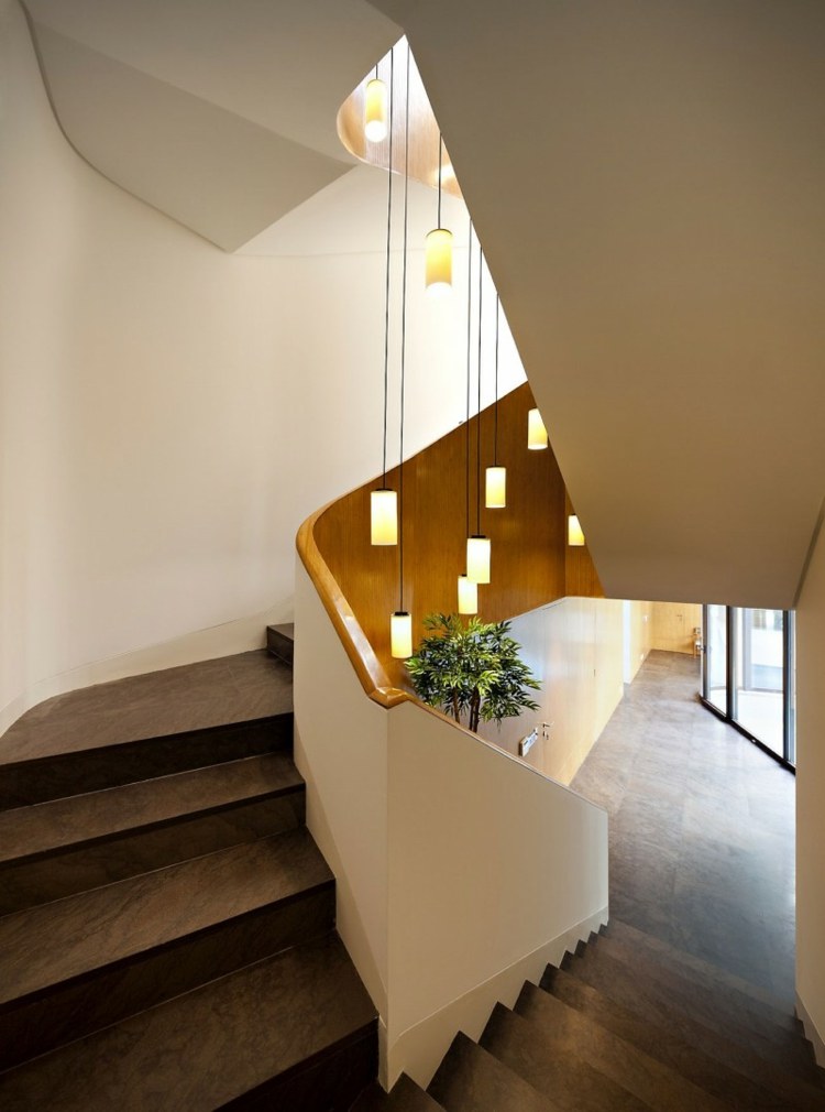 elegant modern stairway deco