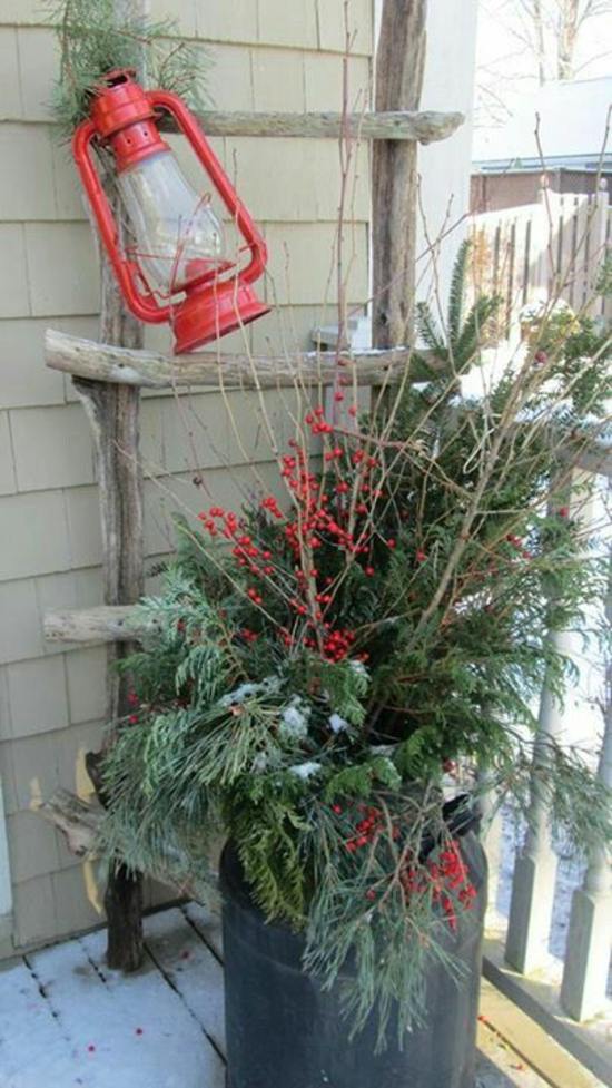 deco outdoor Christmas vase