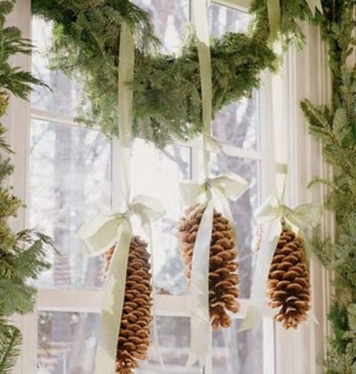 deco window apples pine