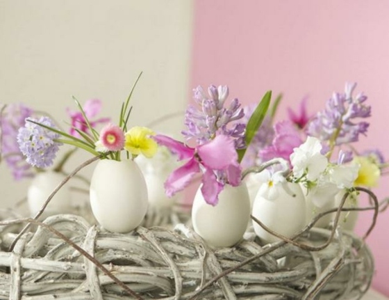 Easter floral deco table