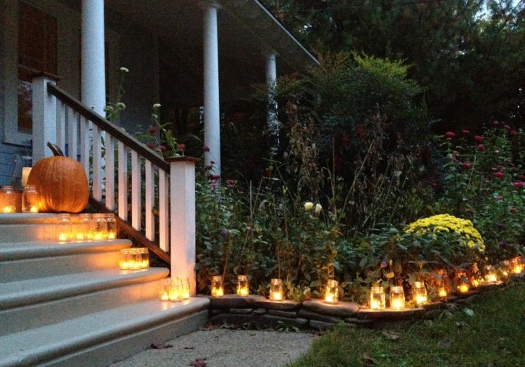 bright halloween decor-stair-1