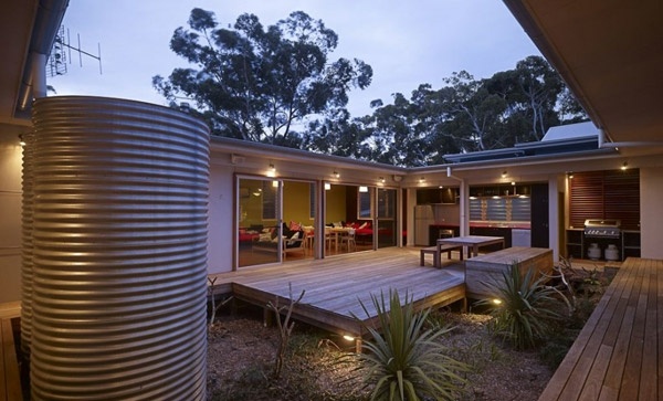 courtyard-interior-deco garden-wood