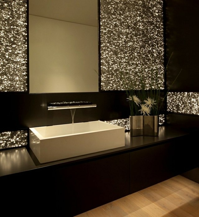 black washbasin deco