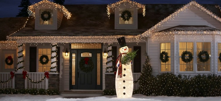 home facade idea decor garland light snowman