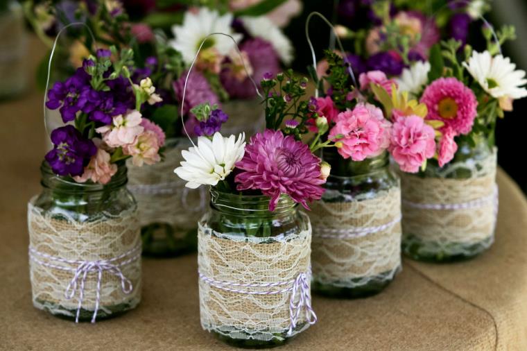 wedding decorations to make oneself pots-jam-lace-flowers