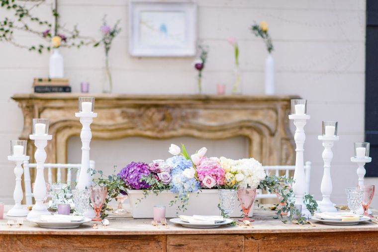 deco-ægteskab-romantisk-center idé-the-table-blomster-dekoration