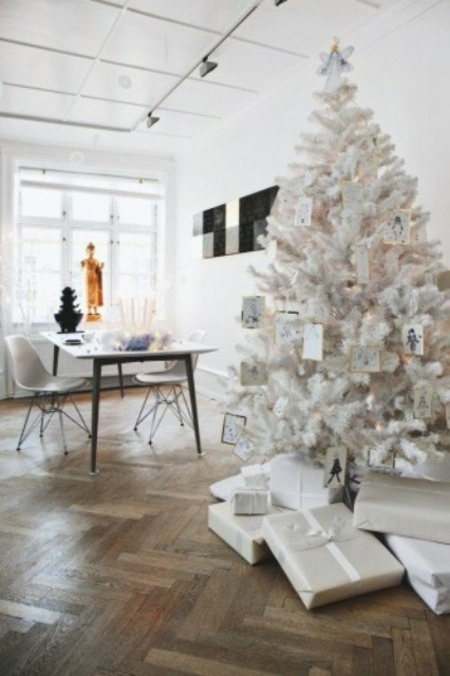 minimalist deco white christmas tree