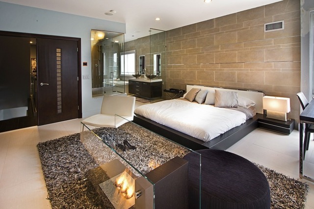 interesting wall deco bedroom