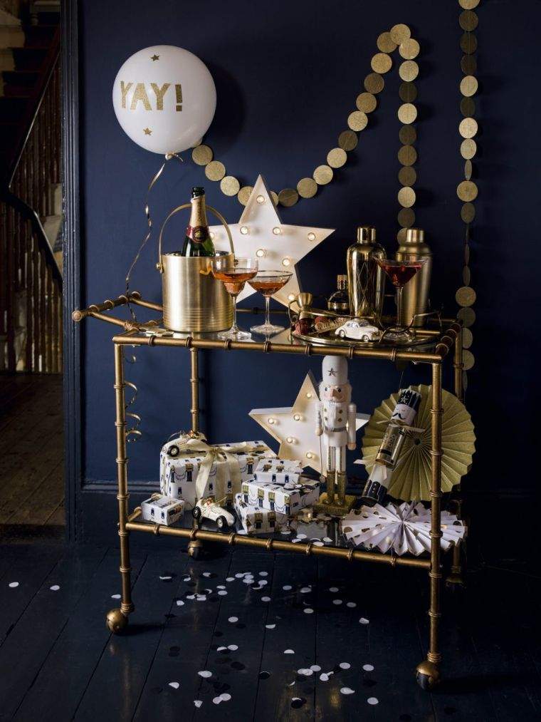 deco-new-year bar-cart-dore-design-ideas