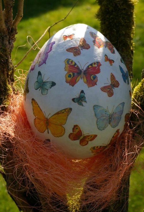 deco giant egg butterflies