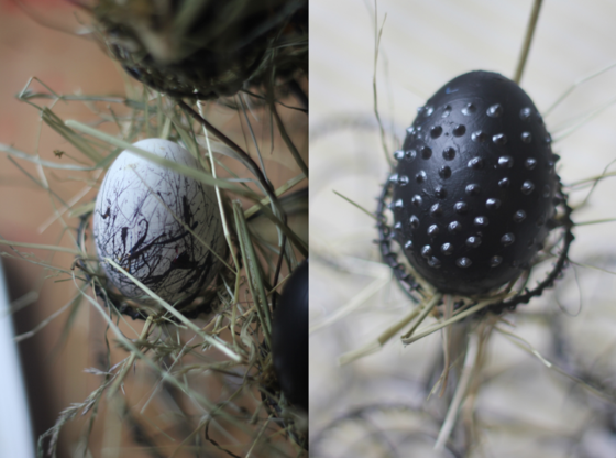 deco egg white black