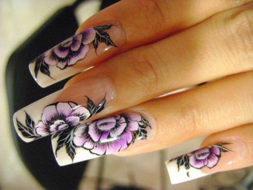 deco nails floral motifs