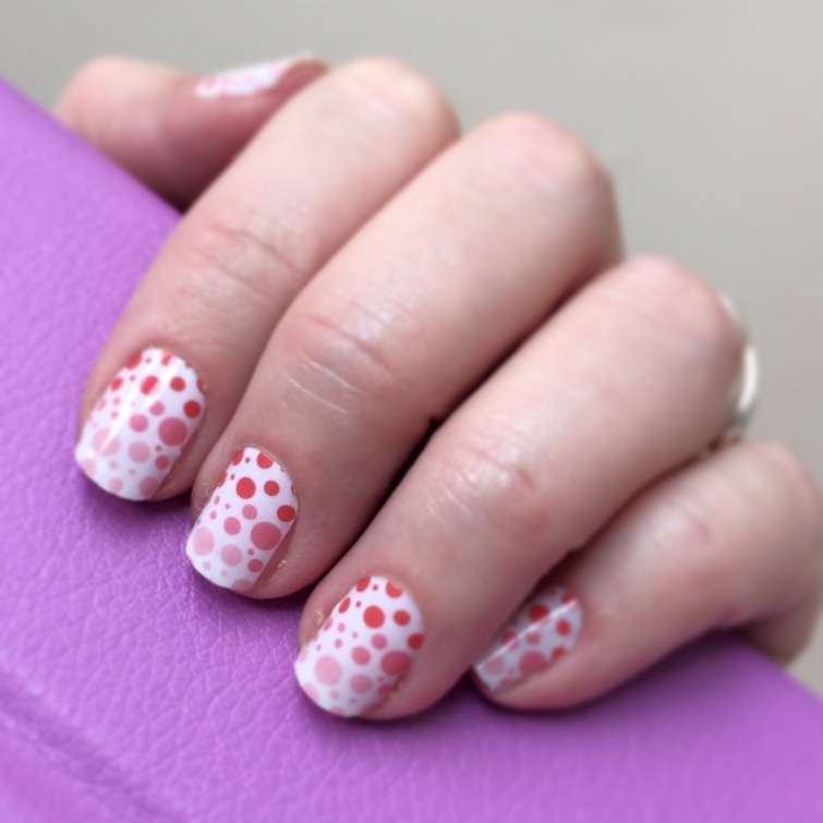 deco nails peas valentine's day