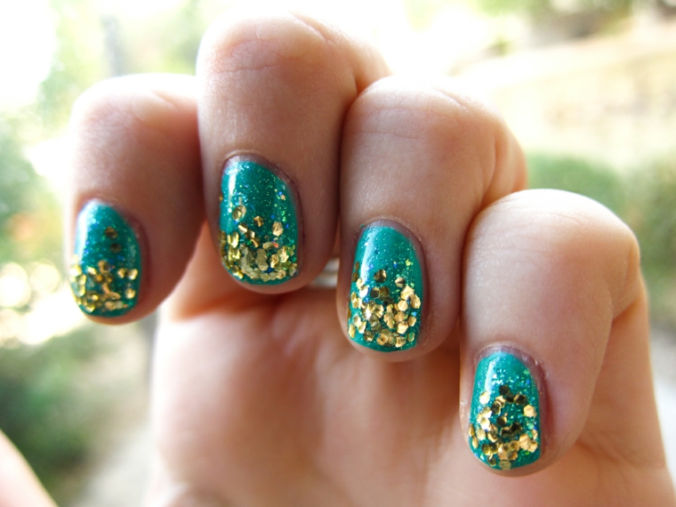 manicure deco nail gel varnish green gold