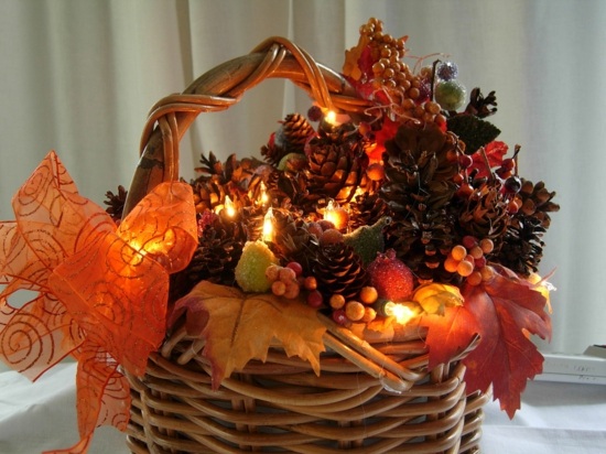 bright basket deco