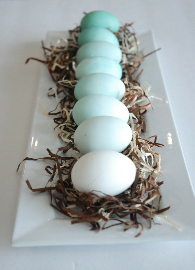 easter decoration center table idea eggs