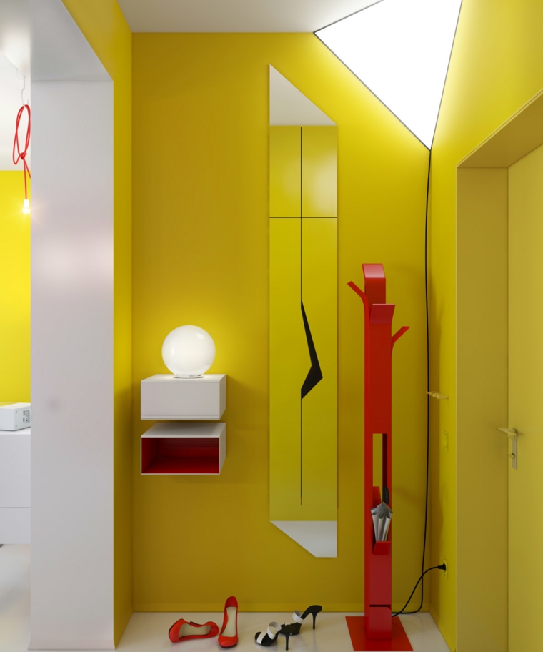 deco painting koridor unsur kuning putih merah