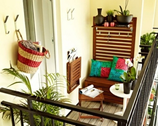 small balcony deco